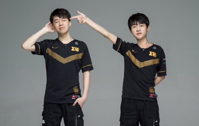 开场合坦言 开场合坦言